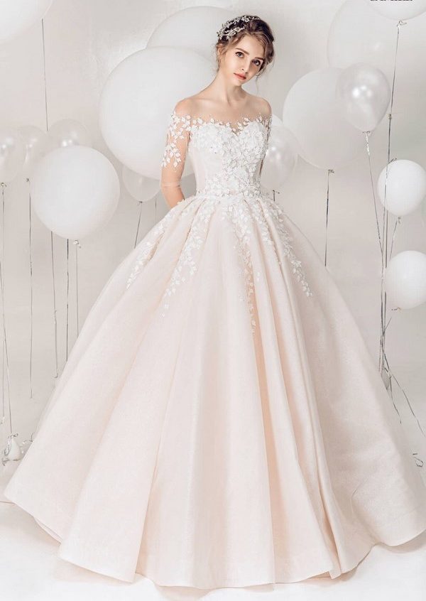 Mê mẩn 4 mẫu váy cưới đẹp nhất 2020