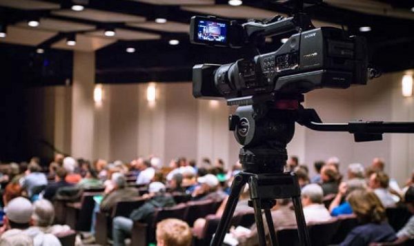 Thue-dich-vu-quay-phim